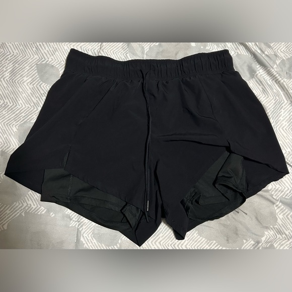 Avia Pants - 🔥Like new Avia Black sport shorts with spandex liner &pockets-size L 12-14